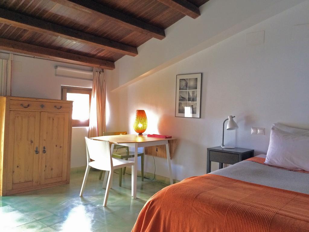 El Baciyelmo Apartment Trujillo Room photo